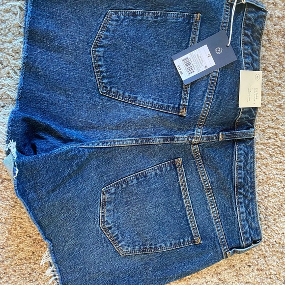 Universal thread shorts - Picture 4 of 4